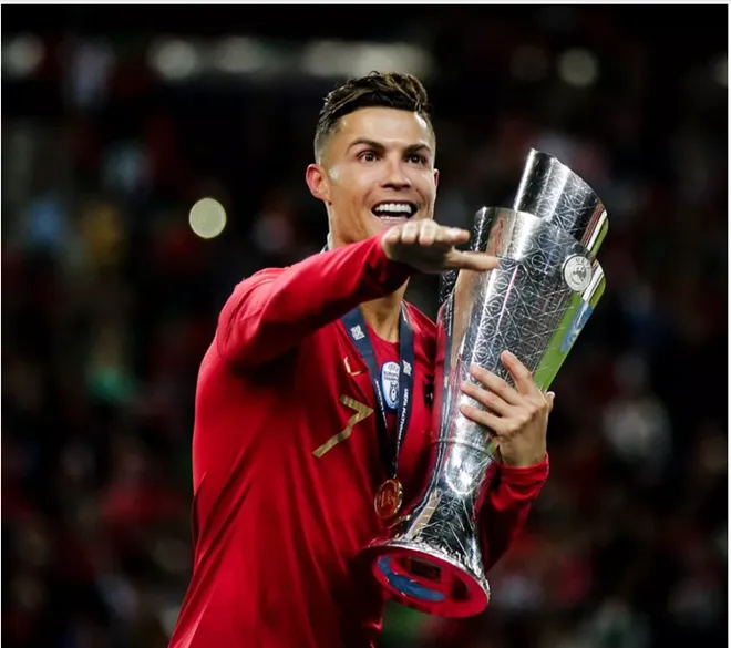 Bạn gái Ronaldo cổ vũ chung kết UEFA Nations League (The Sun) - Bóng Đá