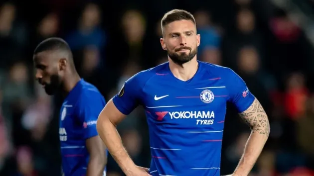 Giroud thừa nhận gặp khó khăn với Sarri về trường hợp của Higuain - Bóng Đá