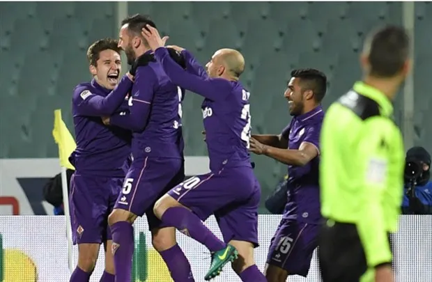 'Trắng tay' trước Fiorentina, Juventus chỉ còn hơn Roma 1 điểm - Bóng Đá