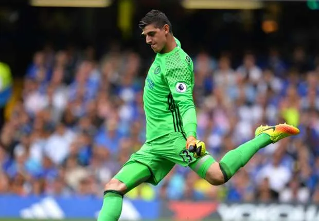 Vì Real, Courtois chần chừ gia hạn với Chelsea - Bóng Đá