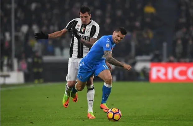 Chùm ảnh: Higuain chia nửa buồn vui trong ngày Juventus hạ gục Napoli - Bóng Đá
