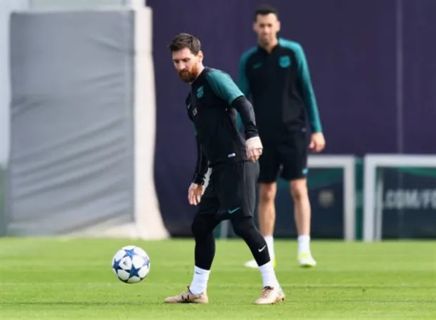 Messi 'phờ phạc' chuẩn bị cho đại chiến với Juventus - Bóng Đá