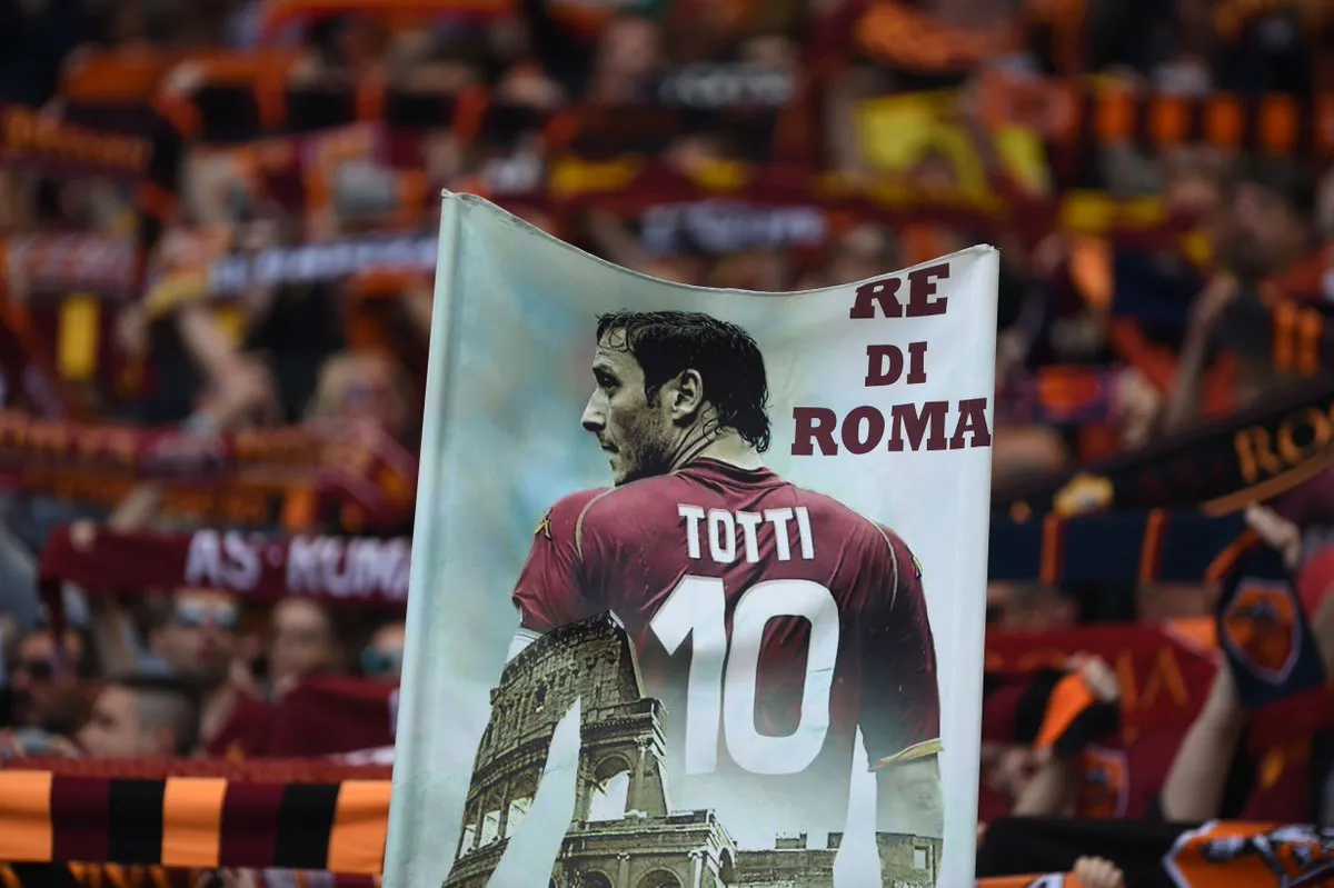 Sốc: Totti phủ nhận chuyện giải nghệ - Bóng Đá