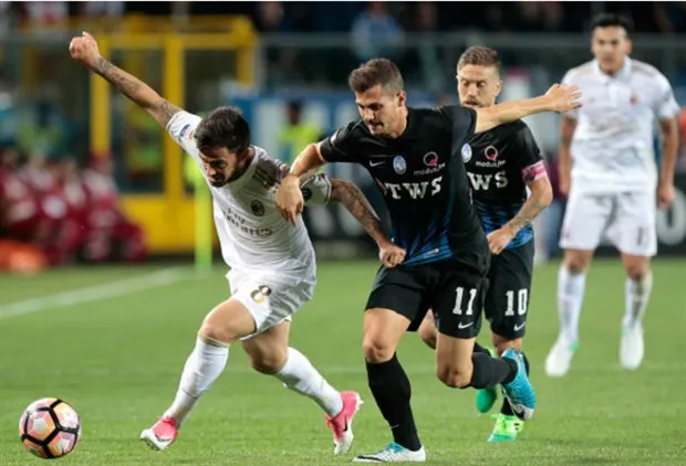 Milan tiếp tục rơi tự do, Atalanta chính thức dự Europa League - Bóng Đá