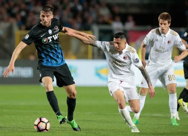 Milan tiếp tục rơi tự do, Atalanta chính thức dự Europa League - Bóng Đá