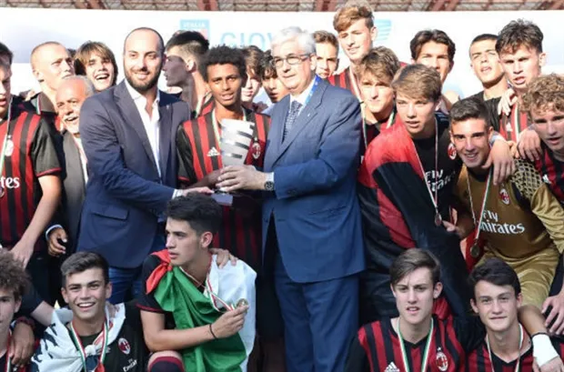 Hạ gục Roma, U16 Milan vô địch giải trẻ Serie A  - Bóng Đá