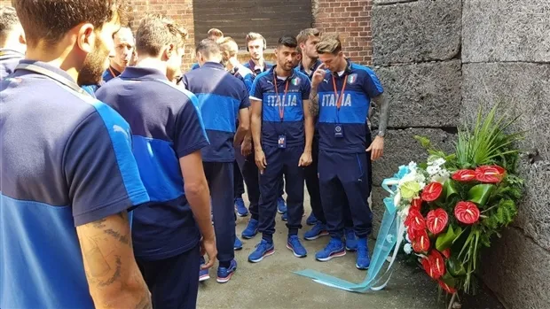 Sau U21 Italia, U21 Anh cũng thẫn thờ kho nghĩ về quá khứ - Bóng Đá