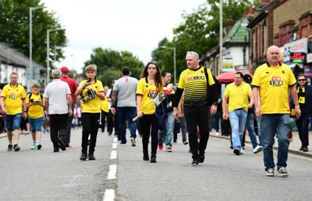 Dàn sao Liverpool đã tới Vicarage Road, chuẩn bị mở tiệc - Bóng Đá