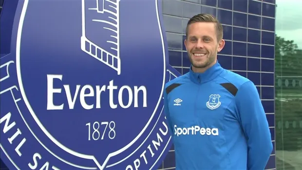 'Kỷ lục gia' Sigurdsson lập siêu phẩm, NHM Everton sướng tột đỉnh - Bóng Đá