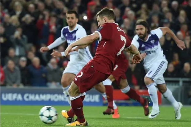 Klopp chẳng thể cười nổi khi Liverpool gặp khó trước Maribor - Bóng Đá