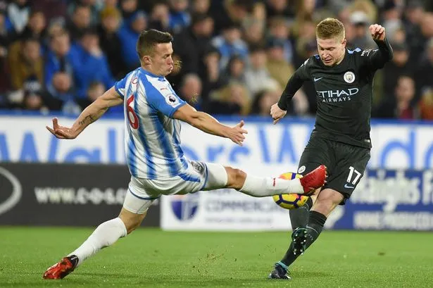 Chấm điểm Man City 2-1 Huddrsfield: Sterling vượt trội hơn tất cả - Bóng Đá