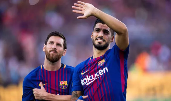 Messi rủ Suarez cùng nhau khoe Giày Vàng - Bóng Đá