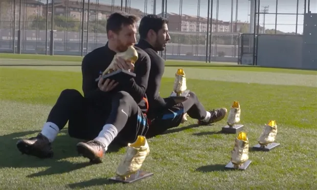 Messi rủ Suarez cùng nhau khoe Giày Vàng - Bóng Đá