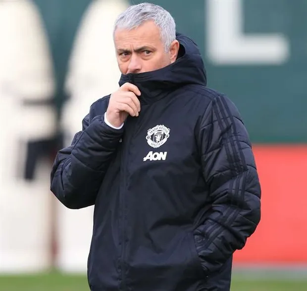 Chuyên gia Sky Sports 'hứng gạch' vì khen Mourinho - Bóng Đá