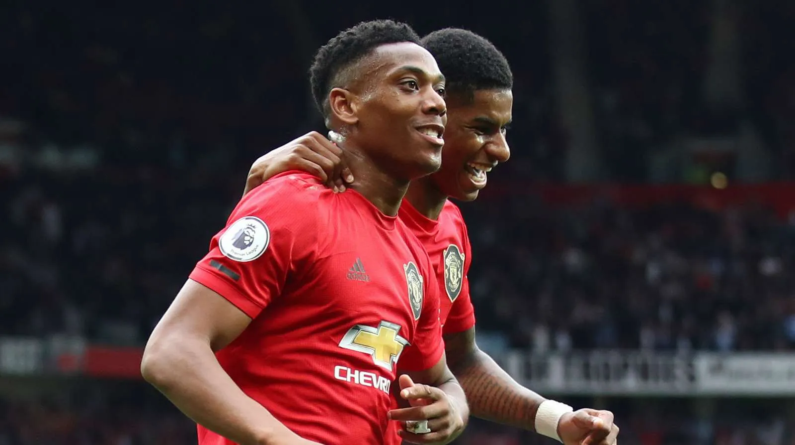 Gary Neville chỉ ra lý do Martial sẽ hồi sinh mùa này - Bóng Đá