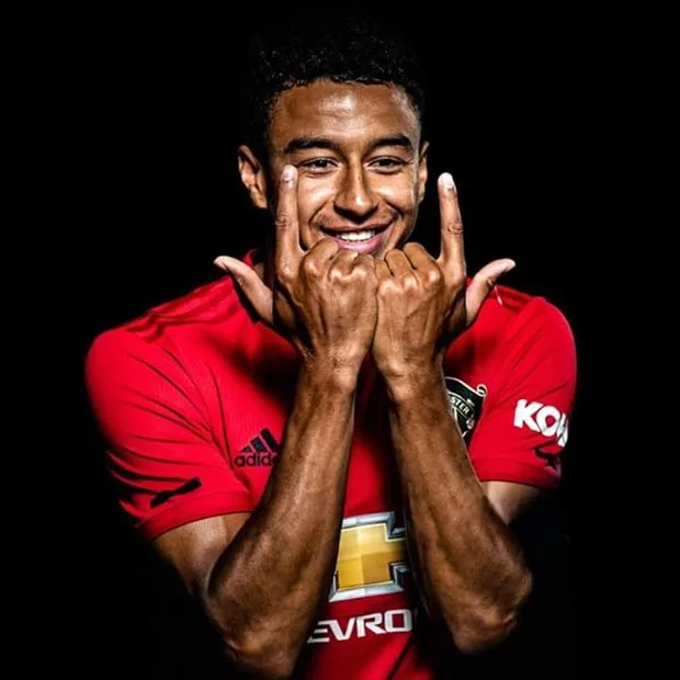 Lingard bắt tay với 