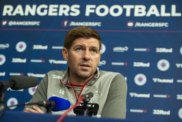 Gerrard reveals one last attempt to sign Kent before bringing in Man City winger Barker to Rangers - Bóng Đá