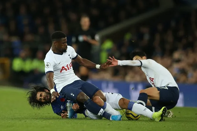 MARK CLATTENBURG: I understand why Martin Atkinson chose to show Son Heung-min a red card, but should Serge Aurier have been sent off too? - Bóng Đá