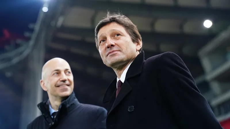 Vừa nộp đơn từ chức, huyền thoại AC Milan đã được PSG chào mời - Bóng Đá