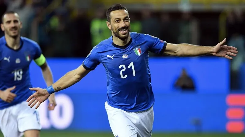 Quagliarella đi biển - Bóng Đá