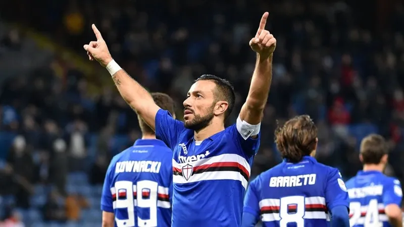 Quagliarella đi biển - Bóng Đá