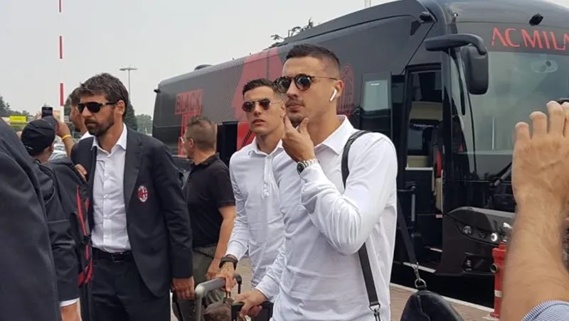 Rade Krunic tiết lộ 3 cái tên ưa thích ở AC Milan - Bóng Đá
