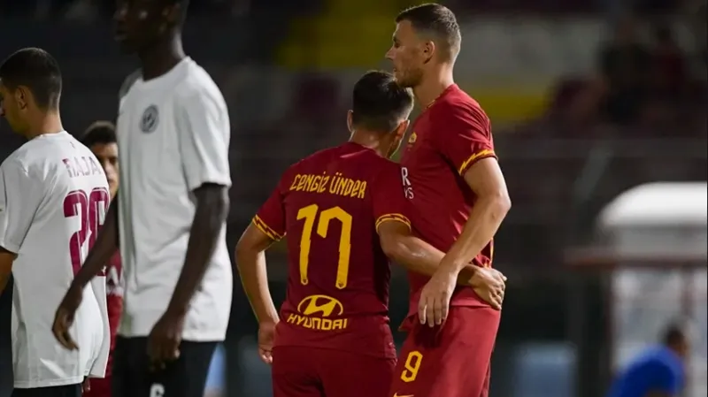 Ảnh trận Arezzo - AS Roma - Bóng Đá