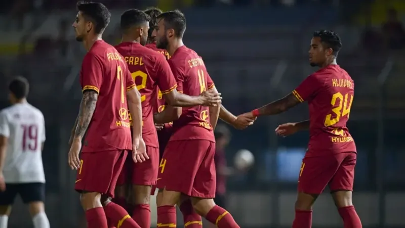 Ảnh trận Arezzo - AS Roma - Bóng Đá