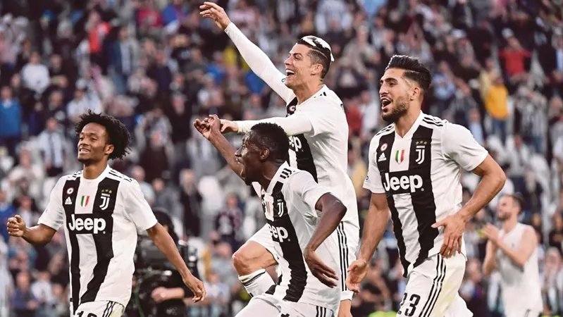 Totti cho rằng Juventus sẽ đánh bại inter Milan và Napoli ở cuộc đua Scudetto - Bóng Đá