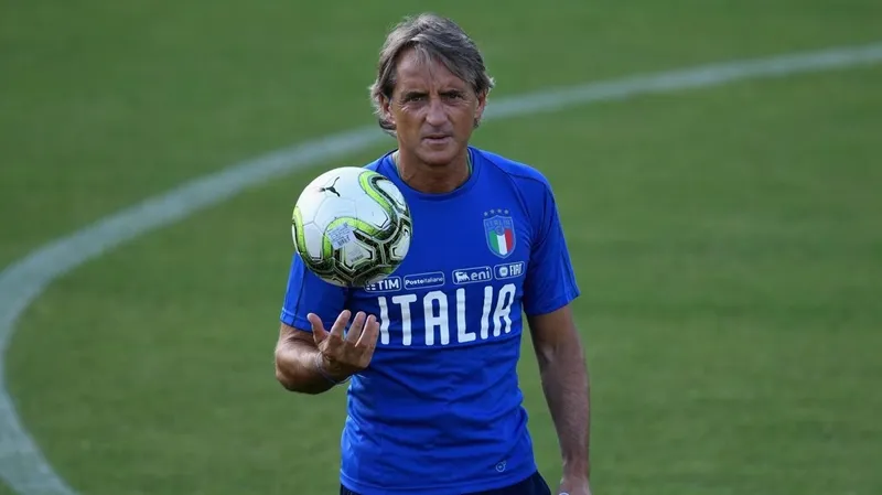 Totti nói về Roberto Mancini - Bóng Đá