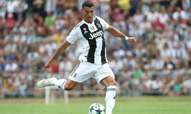 Cristiano Ronaldo đang chờ đợi bàn thắng đầu tiên cho Juventus từ chấm đá phạt - Bóng Đá