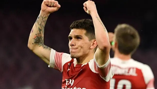 Napoli muốn mua Lucas Torreira - Bóng Đá