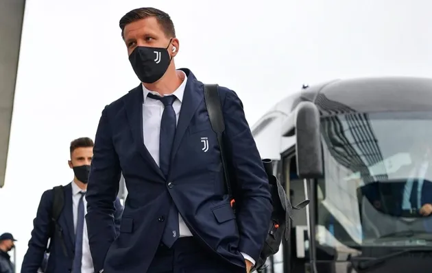 Ảnh Juventus hành quân đến Roma - Bóng Đá