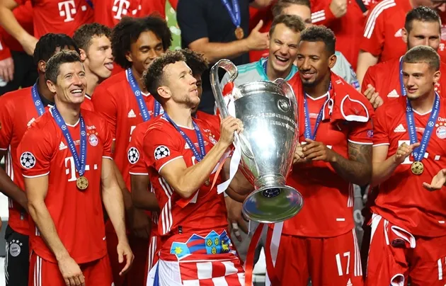 Ảnh Ivan Perisic ăn mừng cùng Bayern - Bóng Đá