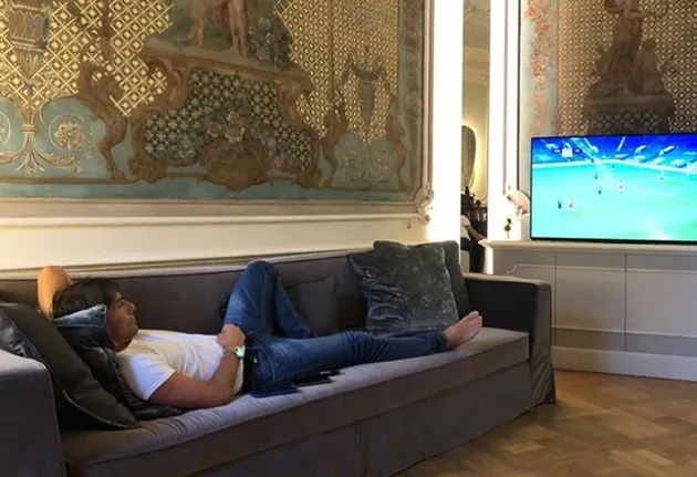 Conte theo dõi trận Chelsea - Liverpool - Bóng Đá