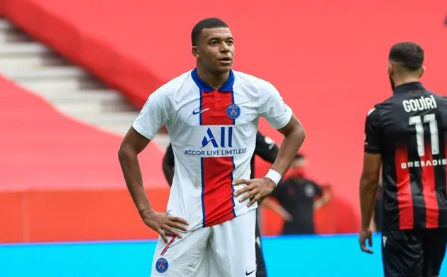 Both Real Madrid and Liverpool are looking to sign Paris Saint-Germain star Kylian Mbappe next summer - Bóng Đá