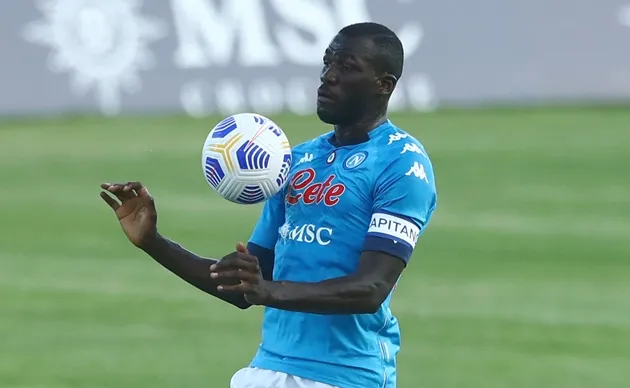 Liverpool is looking to sign Napoli centre-back Kalidou Koulibaly - Bóng Đá
