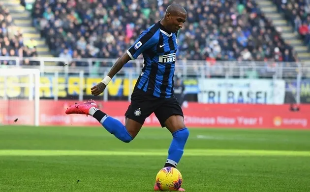 Ashley Young để lại dấu ấn, Inter Milan vẫn 