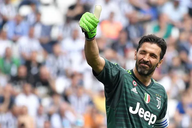 Buffon quay trở lại Juventus: 17 năm vinh quang và cay đắng - Bóng Đá