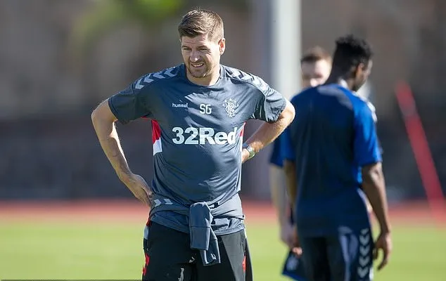 gerrard tập luyện cùng đội bóng - Bóng Đá