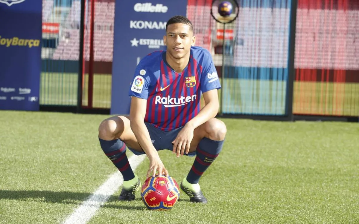 todibo ra mắt barca - Bóng Đá