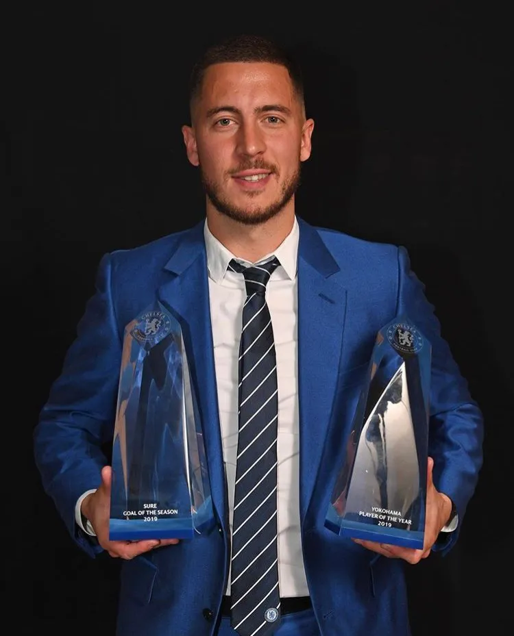 Chelsea trao giải thưởng cá nhân, Hazard cam kết tương lai - Bóng Đá