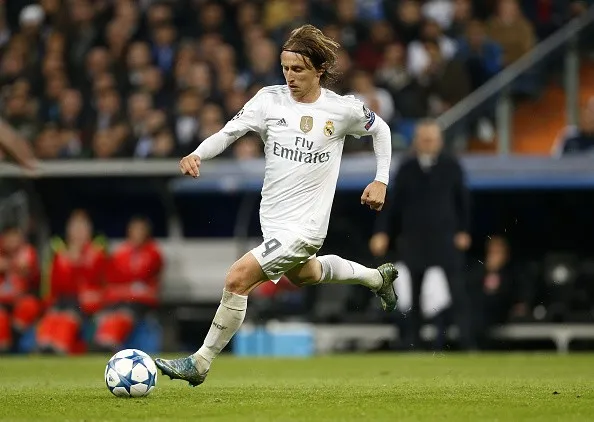 Luka Modric gia hạn hợp đồng - Bóng Đá