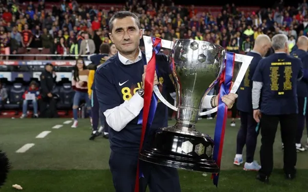 Valverde dẫn đầu danh sách HLV hay nhất 2019 - Bóng Đá