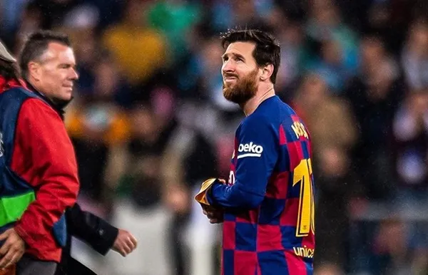 Messi bật HLV trước trận SKĐ - Bóng Đá