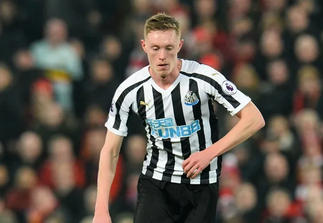 Manchester United transfer target Sean Longstaff considering future after Rafael Bentiez exit - Bóng Đá