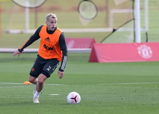 TRỰC TIẾP Man Utd - Crystal Palace: Chờ Van de Beek ra mắt - Bóng Đá