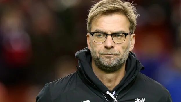 Liverpool sa lầy, Klopp 'oanh tạc' phòng thay đồ - Bóng Đá