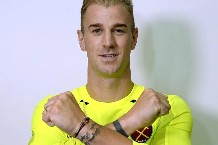 Joe Hart khoe hình xăm cực chất, copy Dybala - Bóng Đá