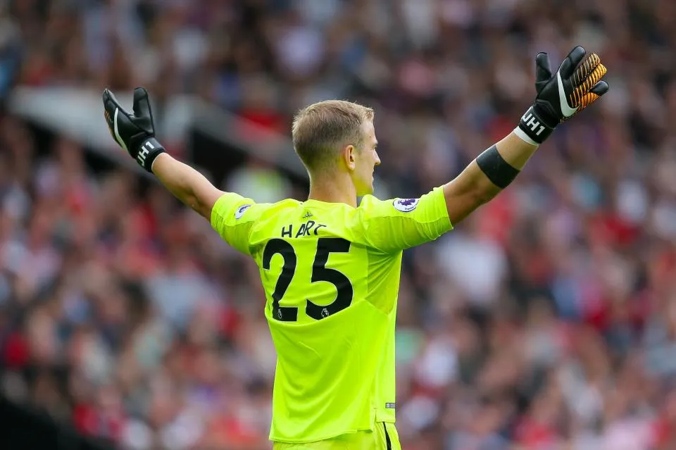 Joe Hart khoe hình xăm cực chất, copy Dybala - Bóng Đá